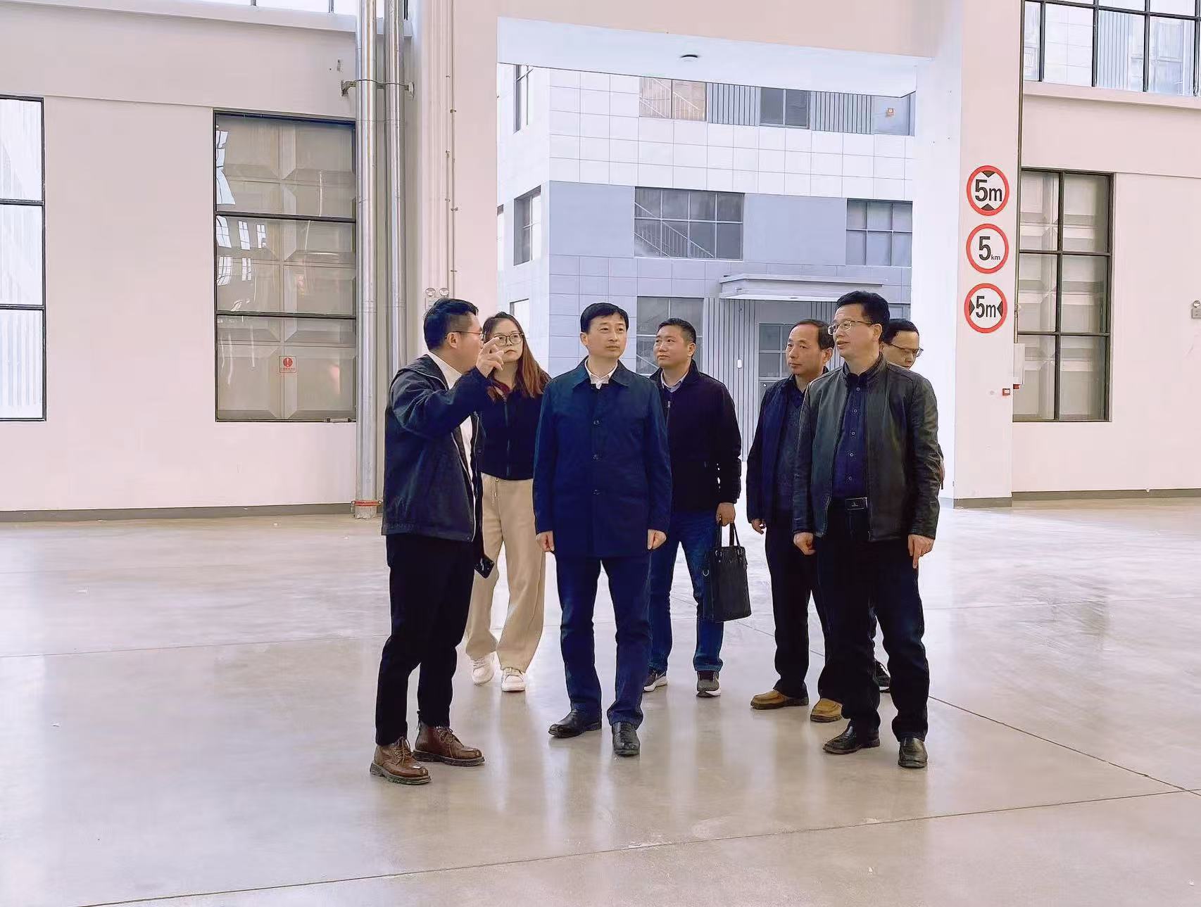 舒城县县长王万喜到公司考察调研工作